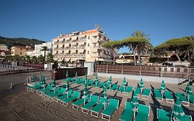 Palace Hotel Diano Marina